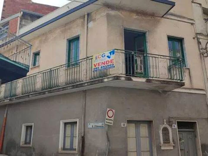 Casa con 5 locali in vendita in Via Guglielmo Marconi, Paternò