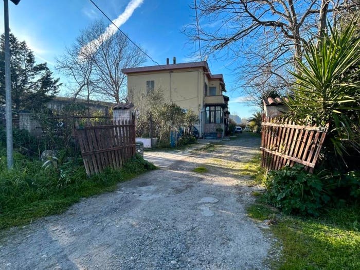 Appartamento trilocale in vendita in Via Brigata Sassari, Cargeghe
