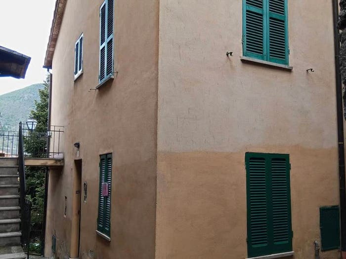 Casa trilocale in vendita in Via Dei Serpenti, Centro, Acquasparta