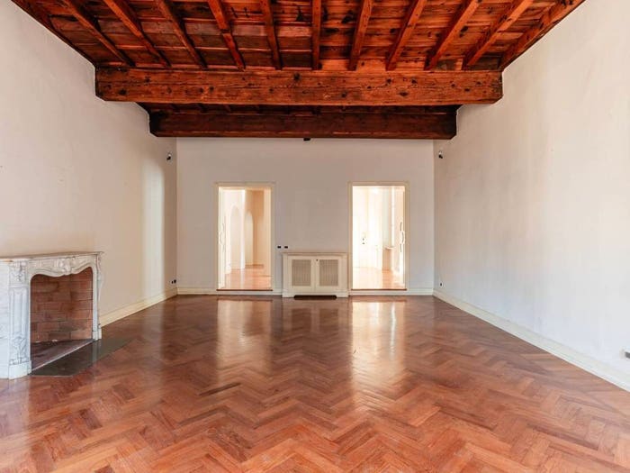 Appartamento con 6 locali in vendita in Via Beccheria, Piazza Napoleone San Michele, Lucca