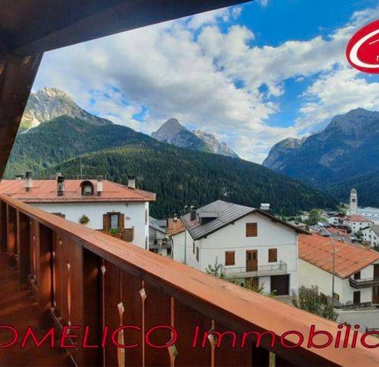 Casa quadrilocale in vendita in Via Parcellan, Centro, San Pietro di Cadore