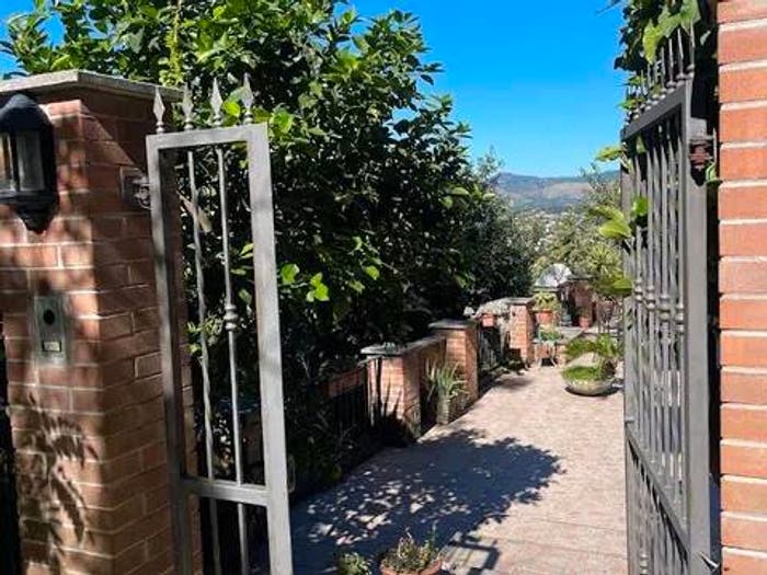 Casa quadrilocale in vendita in Via Belvedere, Centro, Frosinone