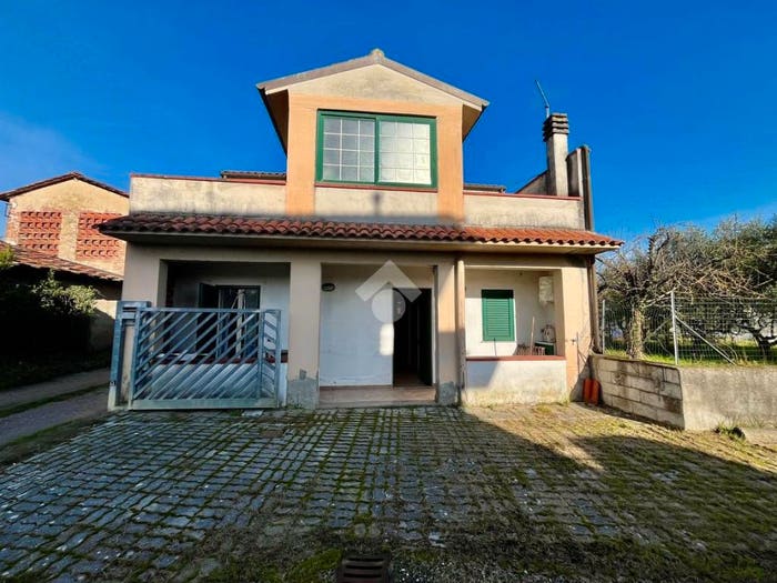 Casa trilocale in vendita in Via Provinciale Lucchese, Borgo A Buggiano, Buggiano