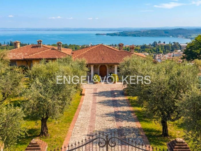 Casa con 6 locali in vendita in Via Belvedere, Centro, Padenghe sul Garda