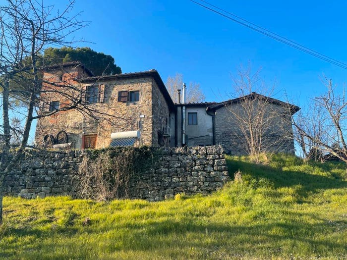 Casa con 6 locali in vendita in Pelago