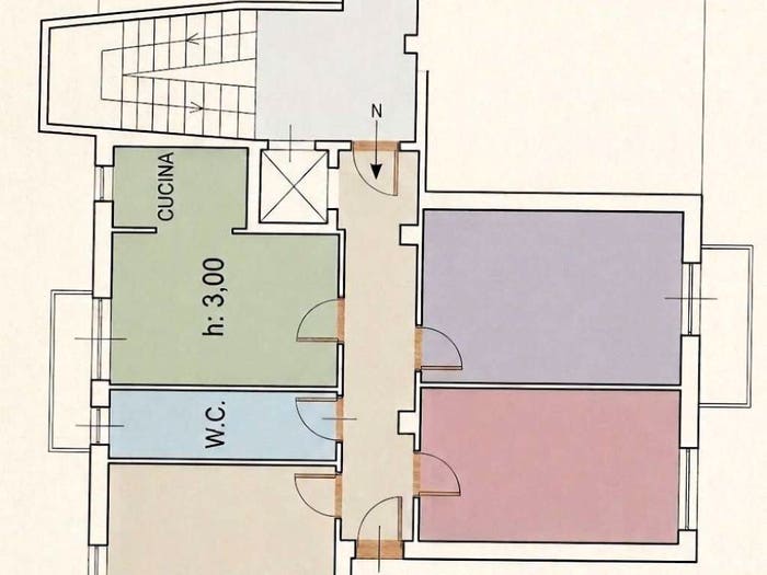 Appartamento trilocale in vendita in Corso Cairoli, Centro Storico, Pavia