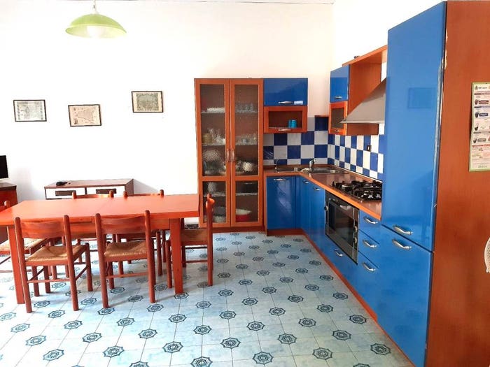 Appartamento quadrilocale in vendita in Via Cristoforo Colombo, Marina, Acquappesa