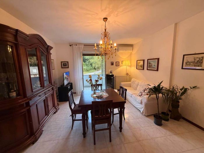 Appartamento con 5 locali in vendita in Via Flaminia Romana, Testaccio, Narni