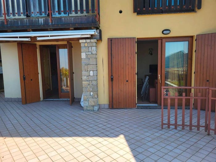 Appartamento trilocale in vendita in Viale dei Fiori, San Fermo, Grone