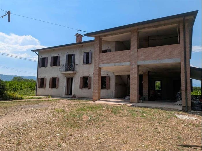 Casa con 6 locali in vendita in Via San Marco, Centro, Isola Vicentina