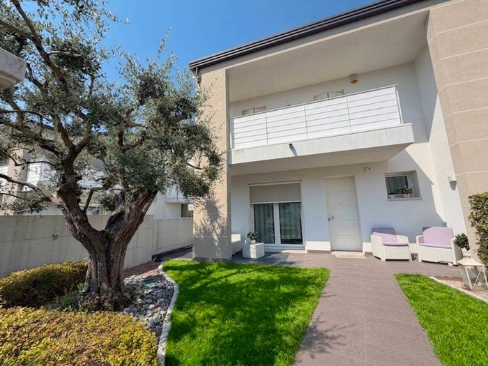 Casa quadrilocale in vendita in Via Portile, San Zeno San Giuseppe, Cassola
