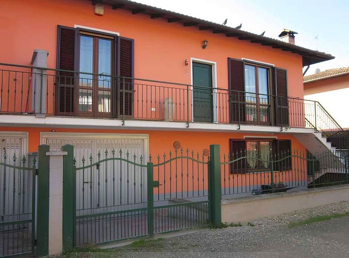 Appartamento trilocale in vendita in Via DELLA CHIUSA C, Dorno