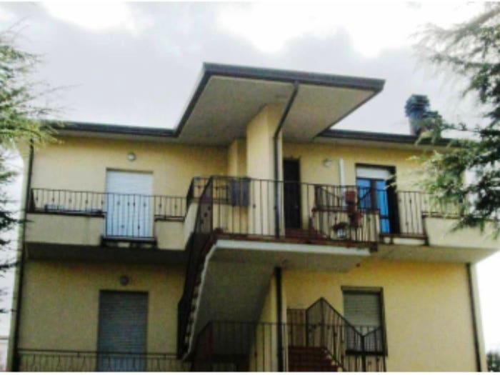 Appartamento quadrilocale in vendita in Via Tiberina, Collepepe, Collazzone