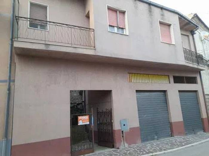 Casa con 5 locali in vendita in Via Roma No Number, Centro, Carpineto Sinello