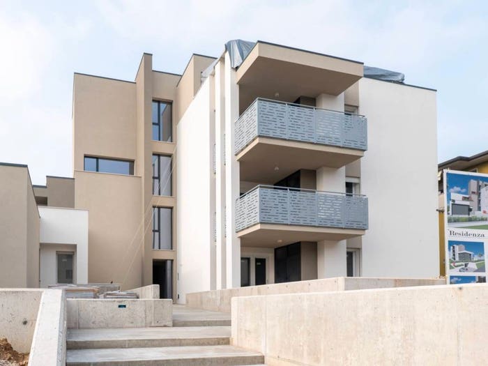 Appartamento quadrilocale in vendita in piazza san lorenzo, Rorai Grande Grigoletti, Pordenone