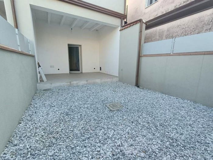 Casa con 5 locali in vendita in Via dei Mille, Marina di Carrara, Carrara