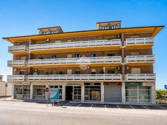 Appartamento trilocale in vendita in Via Papa Giovanni XXIII, Centro, Monte Urano
