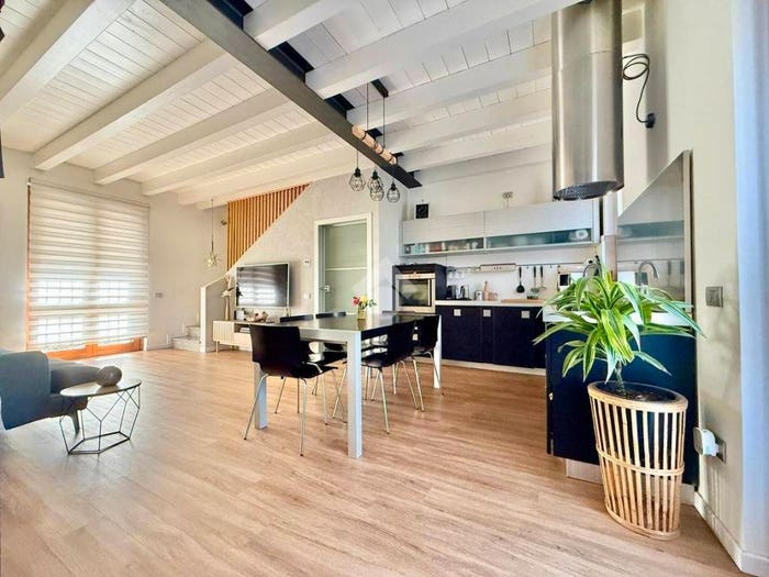 Casa trilocale in vendita in Via Menclozzi, Centro, Casirate d'Adda