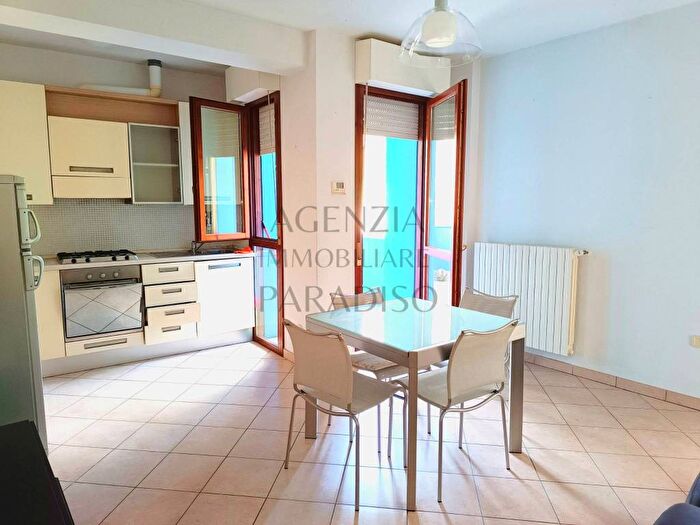 Appartamento trilocale in vendita in Centro, Urbino