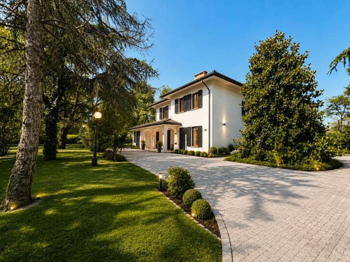 Casa con 6 locali in vendita in Rovereto, Novi di Modena