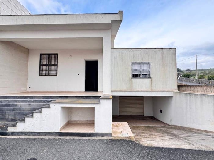 Casa con 6 locali in vendita in Via Ponte Fara, Militello in Val di Catania