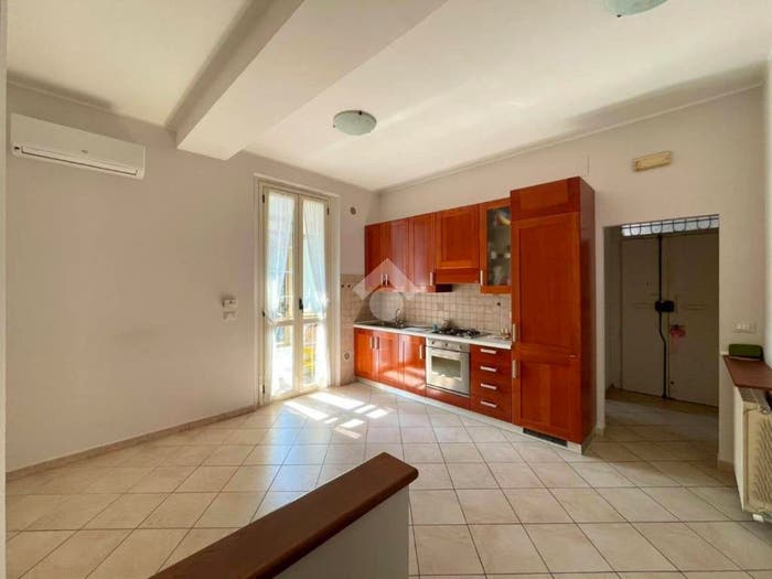 Appartamento trilocale in vendita in Via Francesco Acri, Centro, Cosenza