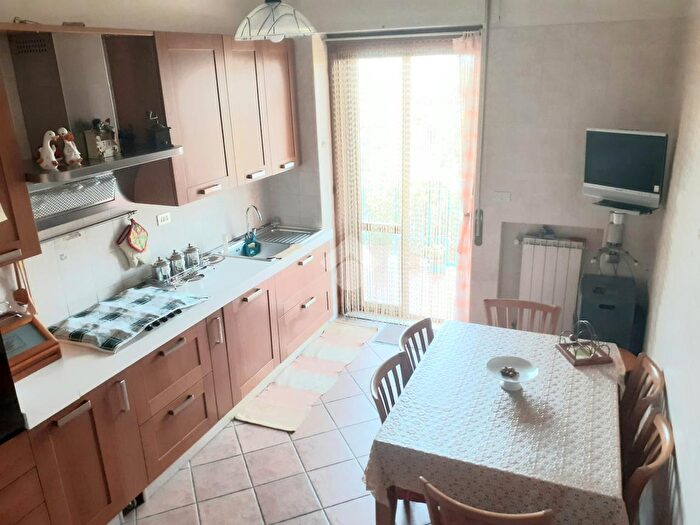 Appartamento quadrilocale in vendita in Via della Repubblica, Casamarciano