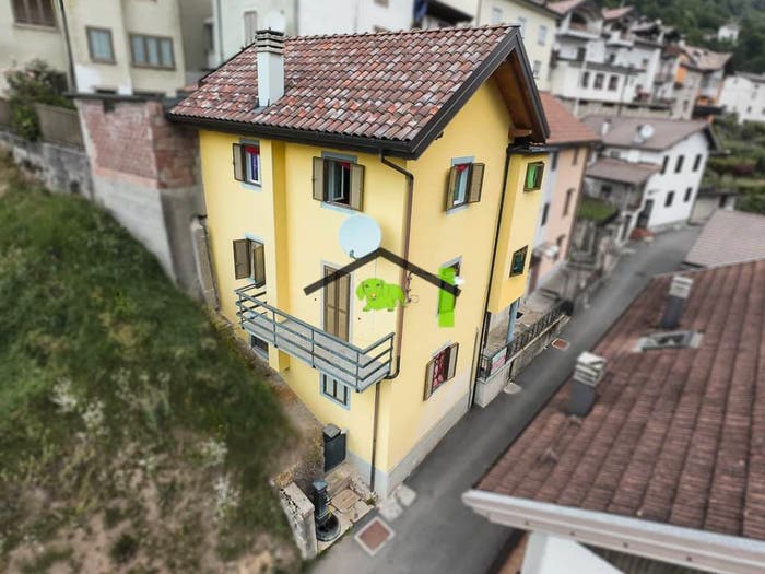 Casa con 6 locali in vendita in Via Armando Diaz, Salino, Paularo