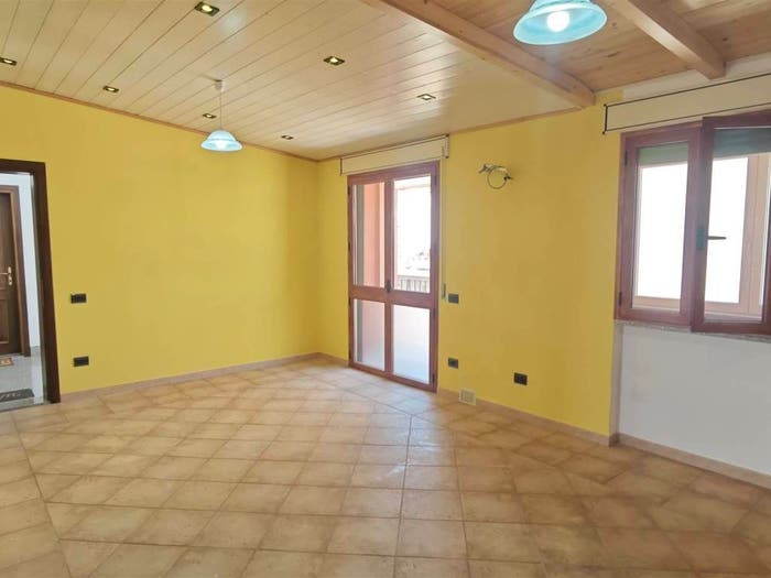 Appartamento trilocale in vendita in Centro, Bari Sardo