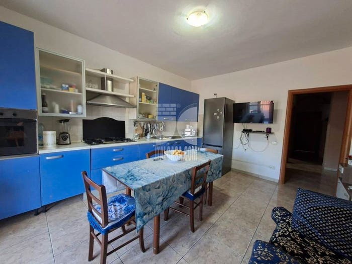 Appartamento trilocale in vendita in Via Casabona, Zona Capo Rizzuto Apriglianello Papanice, Crotone
