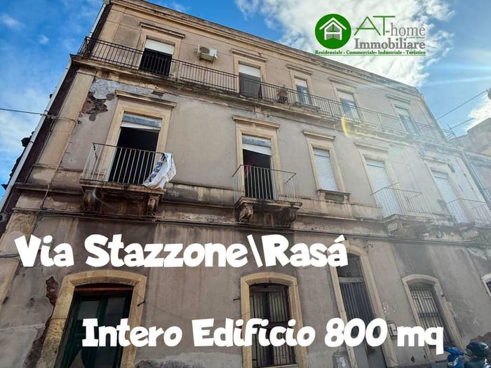 Casa con 6 locali in vendita in Via Stazzone, Cibali, Catania