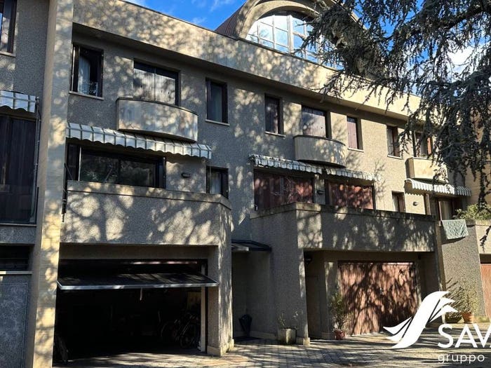 Casa quadrilocale in vendita in Corso Torino, Sacro Cuore, Novara