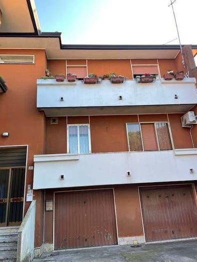 Appartamento quadrilocale in vendita in VIA BATTARE, Corbola