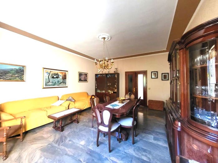 Appartamento trilocale in vendita in Via Fontana Vecchia, Carbognano