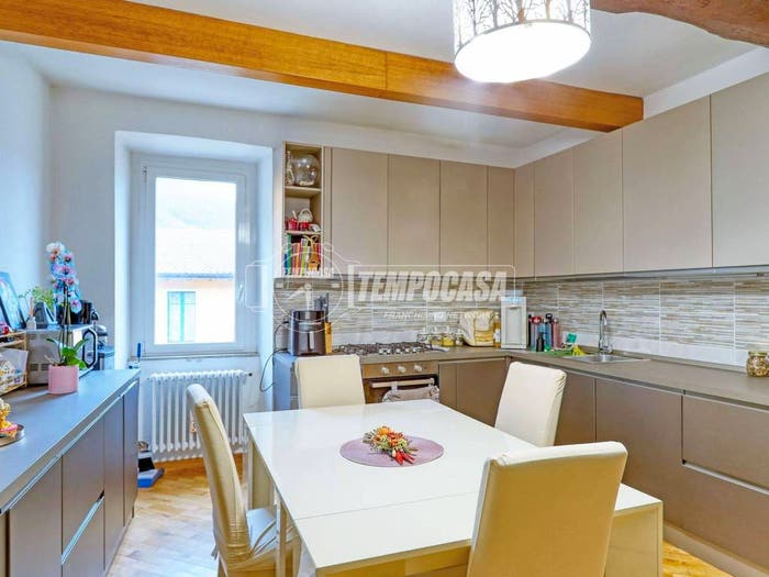 Appartamento bilocale in vendita in Via Alessandro Manzoni, Centro, Arcisate