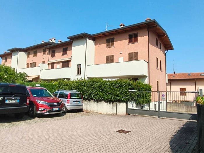 Appartamento trilocale in vendita in Rione Cattaneo Inferiore, Centro, Carnago