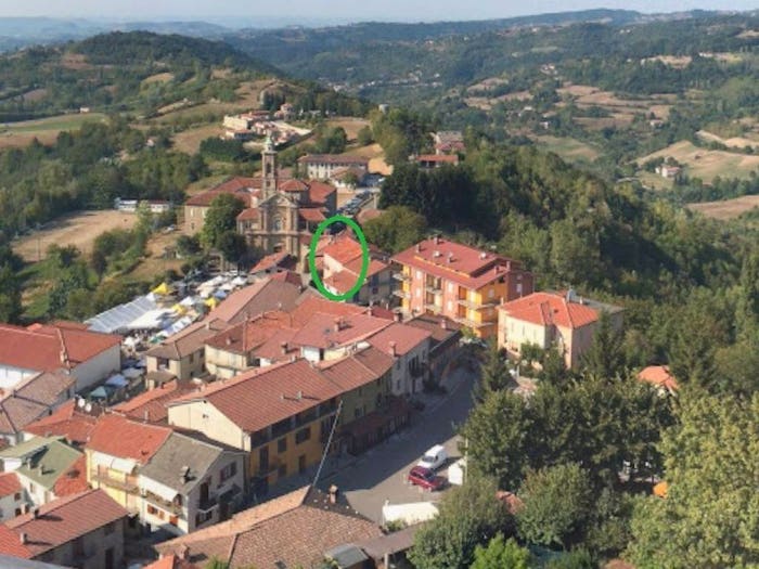 Casa con 6 locali in vendita in Via Celestino d'Aste, Centro, Murazzano