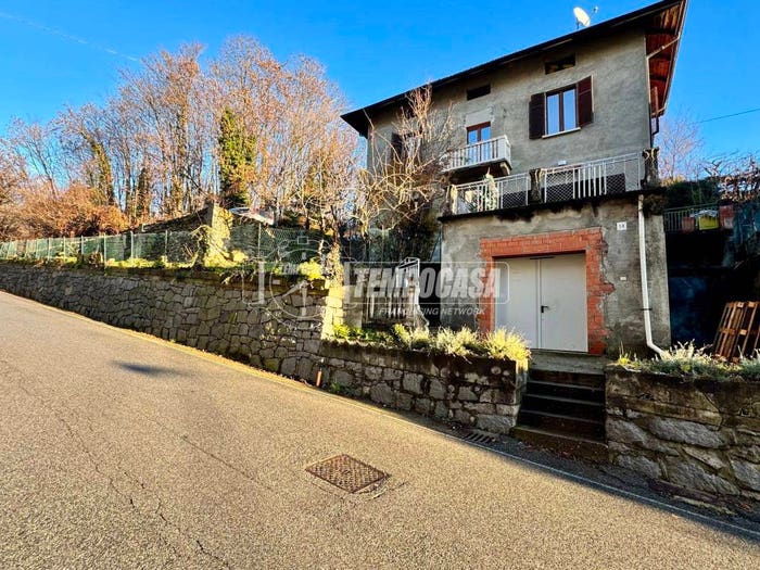 Casa quadrilocale in vendita in Strada Ciapeia, Pavignano, Biella