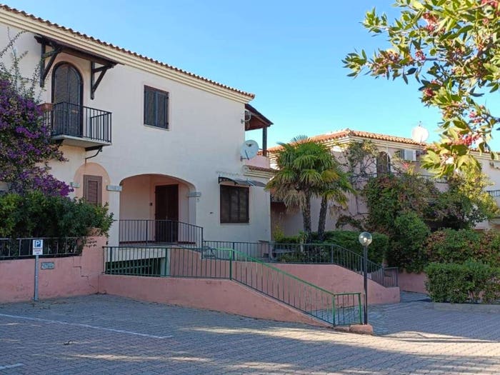 Casa trilocale in vendita in Via delle Mimose, Ottiolu, Budoni