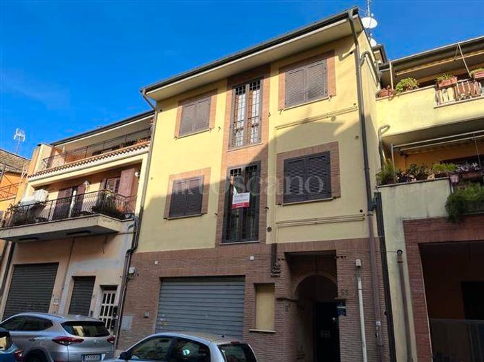 Appartamento trilocale in vendita in Via Antonio Moscatelli, Centro, Mentana