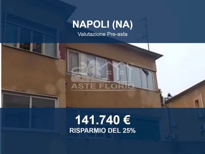 Appartamento trilocale in vendita in Via Tacito, Fuorigrotta Bagnoli, Napoli