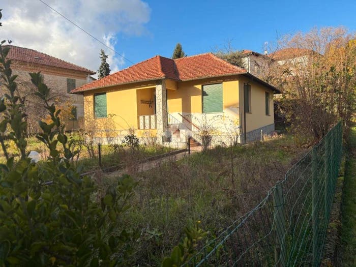 Casa quadrilocale in vendita in Via Roma, Centro, Casella