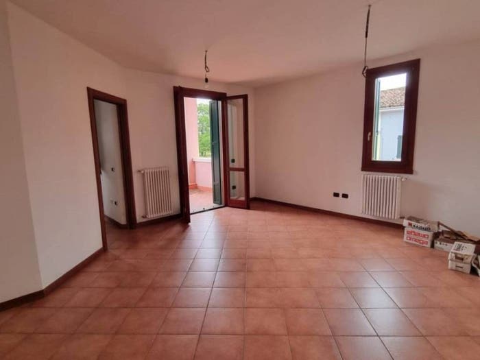 Appartamento trilocale in vendita in via Roma, Centro, Rolo