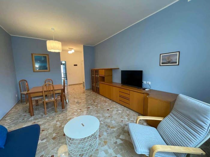 Appartamento trilocale in affitto in Via Luigi Canonica, Paolo Sarpi, Milano