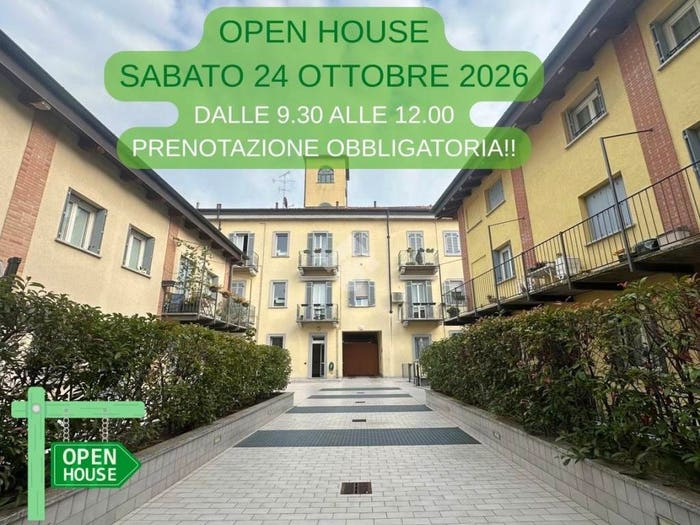 Appartamento trilocale in vendita in Via Sauro, Centro, Carate Brianza