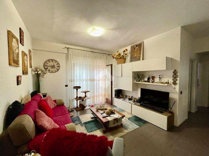 Casa trilocale in vendita in Via Tagliamento, Centro, Montefiascone