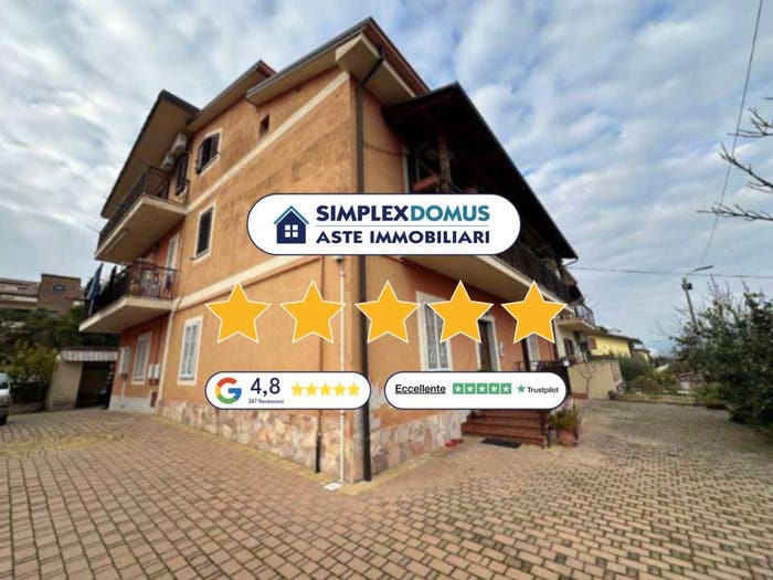 Appartamento con 5 locali in vendita in Contrada Muoio Piccolo, Acquedotto, Cosenza