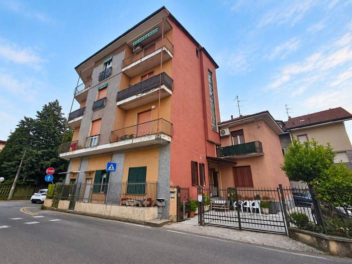 Appartamento bilocale in vendita in Via Gorizia, Centro, Limbiate