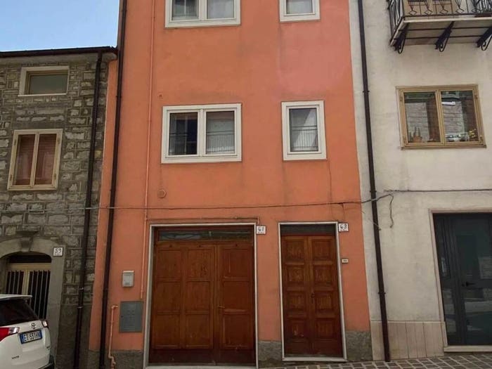Casa quadrilocale in vendita in Via Roma, Centro, Castiglione Messer Marino