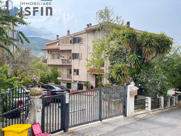Appartamento trilocale in vendita in Via Boschi, Marano Principato